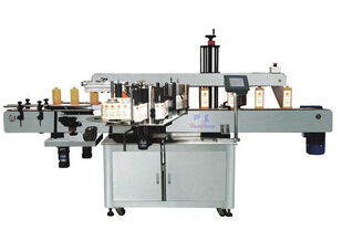 骅呈包装 高效水平包装机助力灌装、贴标与打码一体化解决方案